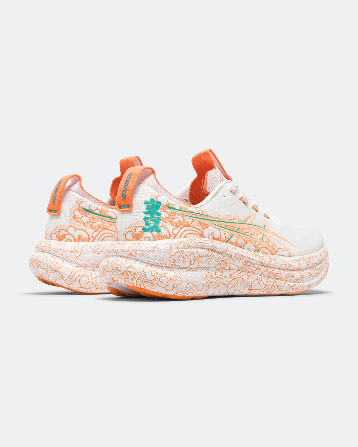 GEL-Nimbus 28 Tokyo - White/Apricot Crush