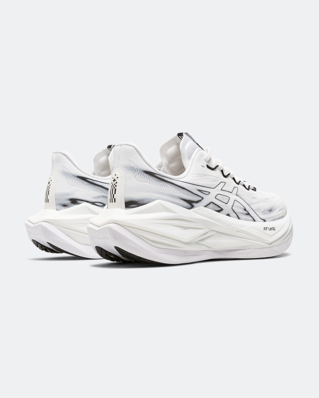 Superblast 3 - White/Black