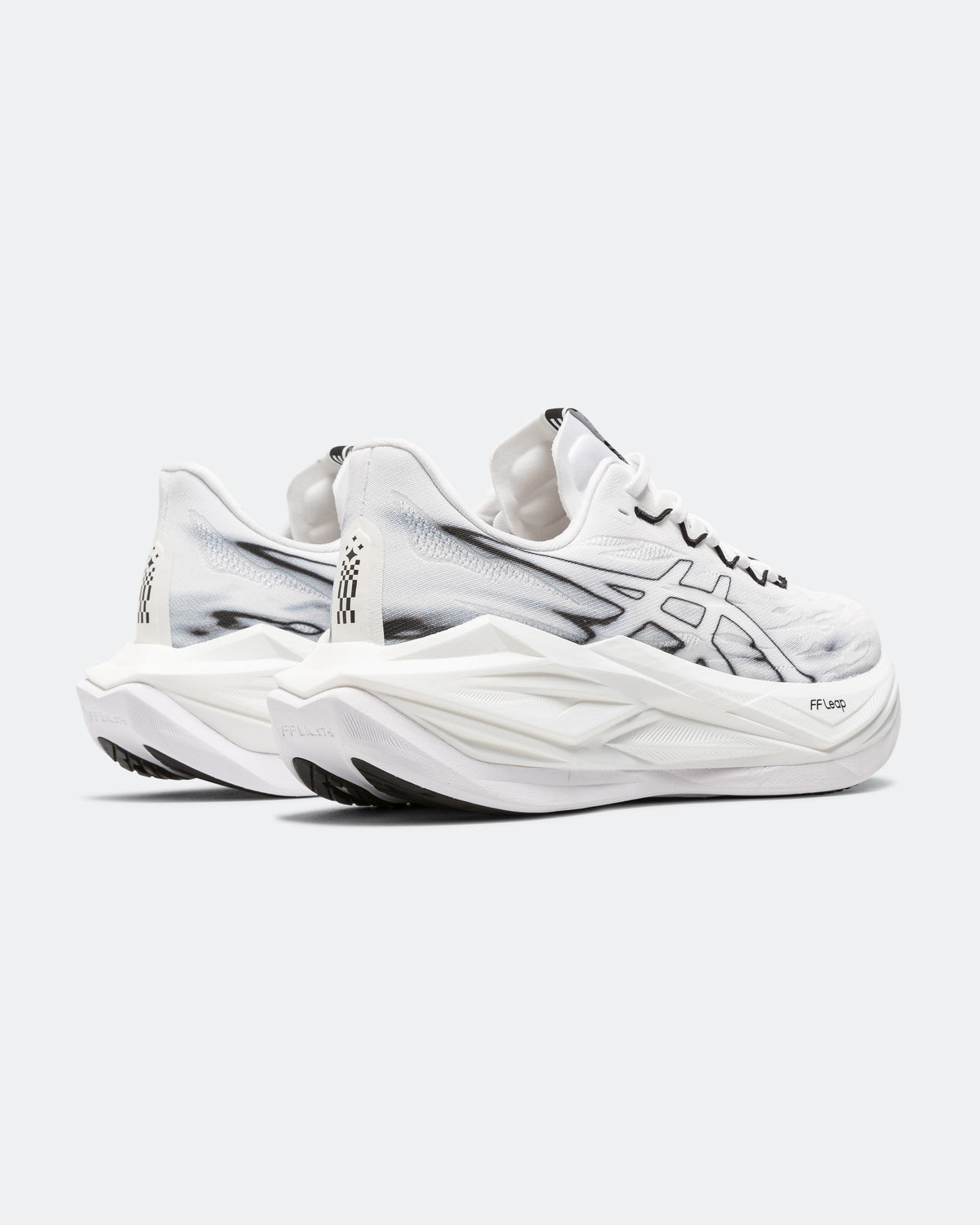 Superblast 3 - White/Black